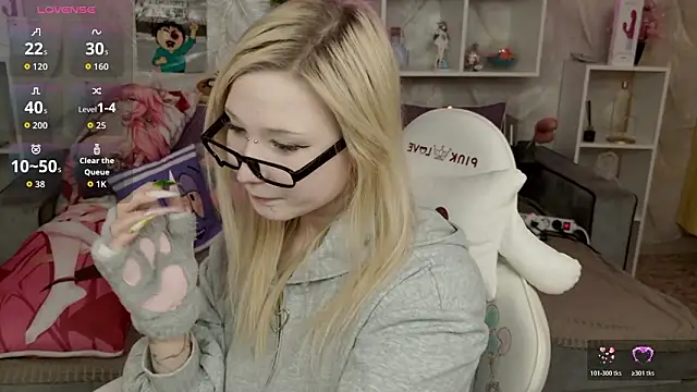 MeowkaKitty online show from February 25, 2:10 am