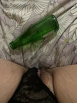 pinkimeryem online show from April 14, 5:02 am