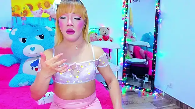 Snapshot of Candy_Candy__ chatting on April 19, 1:27 am Candy Candy online show from April 19, 1:27 am