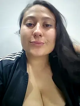 Snapshot of Celeem_ chatting on July 3, 1:45 am Celeem online show from July 3, 1:45 am