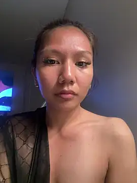 babyboo xx online show from June 2, 8:05 am