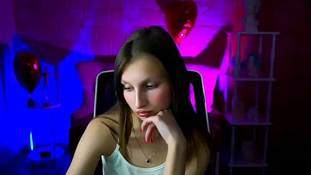 EllaHorton online show from March 5, 3:51 pm