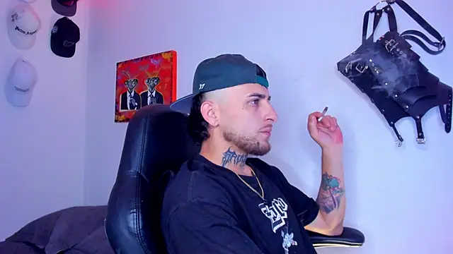 Drako Lamar online show from April 4, 2:21 am