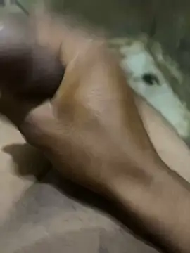 Snapshot of s1437jdjjddjjshbx chatting on February 20, 9:00 am s1437jdjjddjjshbx online show from February 20, 9:00 am