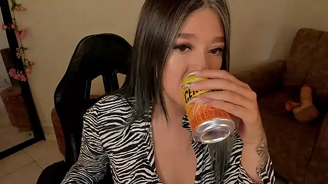 kat apple online show from April 7, 10:09 pm