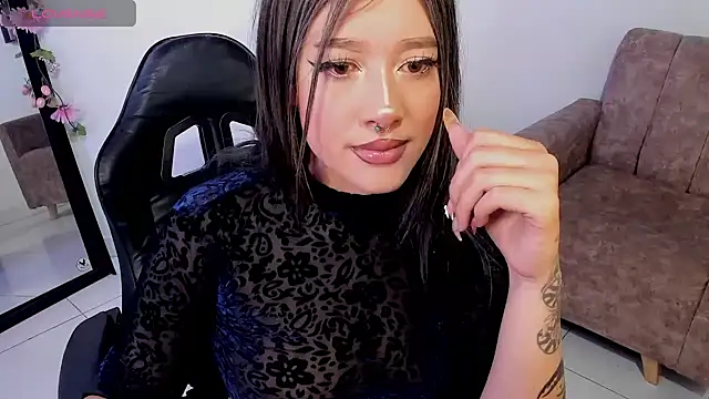 Snapshot of kat_apple chatting on June 11, 1:38 am kat apple online show from June 11, 1:38 am