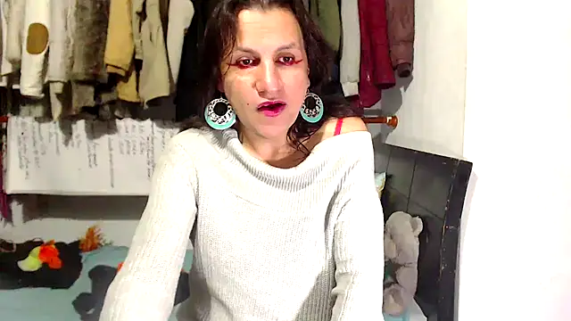 LorenJade online show from March 11, 7:14 am