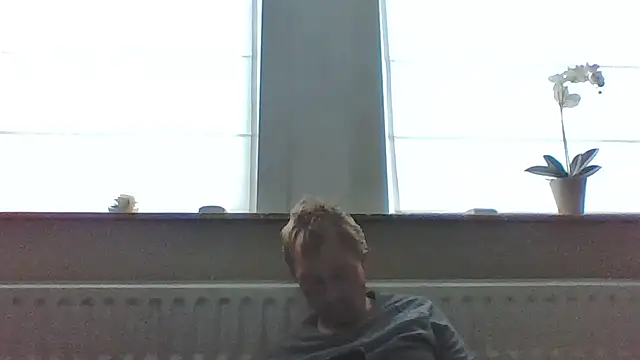 bertolini online show from April 13, 1:27 pm