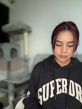 Zarah Blare online show from January 31, 6:02 am