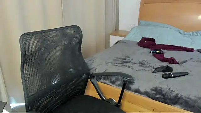 Snapshot of smileybabe chatting on March 10, 9:10 am smileybabe online show from March 10, 9:10 am