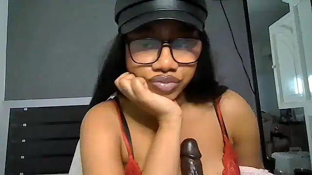 Snapshot of goddessdaisysky chatting on February 22, 1:51 am goddessdaisysky online show from February 22, 1:51 am