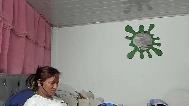 Laflaka22 online show from November 1, 12:23 am