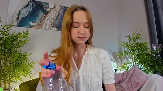 Sweett Monica online show from November 16, 1:11 am