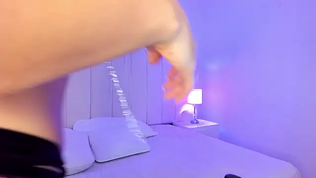 Barbiieee online show from March 5, 12:39 am