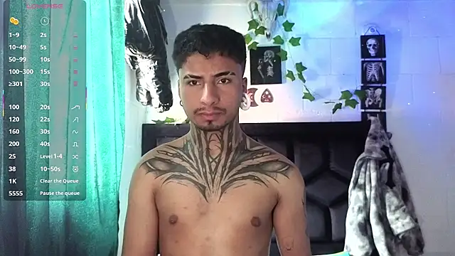 Snapshot of JuanCamiilo_66 chatting on May 11, 4:48 pm JuanCamiilo 66 online show from May 11, 4:48 pm