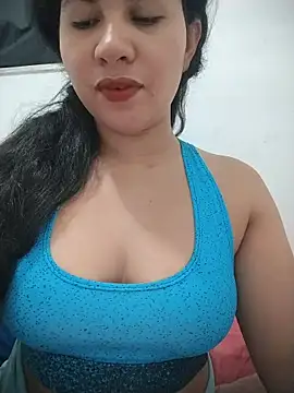 Snapshot of Yara0k chatting on July 25, 11:02 pm Yara0k online show from July 25, 11:02 pm