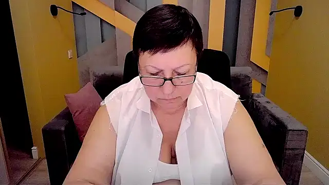 BarbaraTurners online show from February 17, 3:36 am