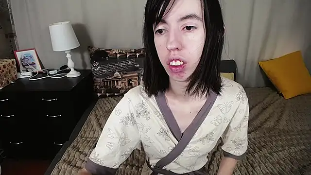 Snapshot of Unusual_G chatting on January 13, 11:19 am Unusual G online show from January 13, 11:19 am