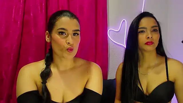 Snapshot of agatha_lovee chatting on December 6, 1:40 am agatha lovee online show from December 6, 1:40 am