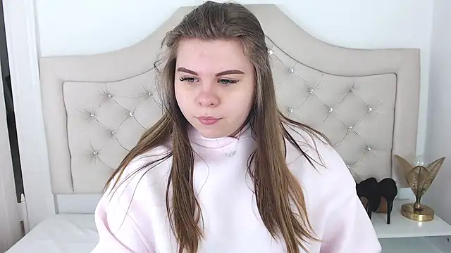 Snapshot of AbbyPleasure chatting on January 6, 10:46 am AbbyPleasure online show from January 6, 10:46 am