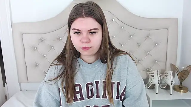 Snapshot of AbbyPleasure chatting on January 20, 8:30 am AbbyPleasure online show from January 20, 8:30 am