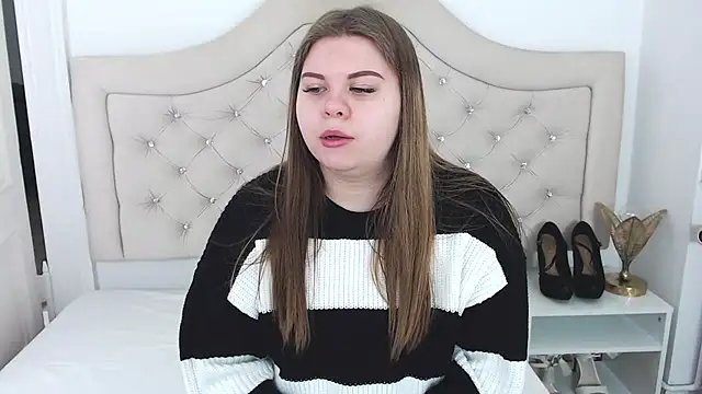 Snapshot of AbbyPleasure chatting on February 5, 9:46 am AbbyPleasure online show from February 5, 9:46 am