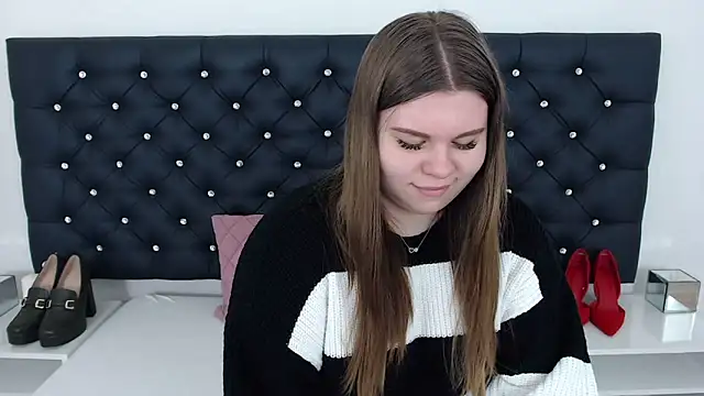 Snapshot of AbbyPleasure chatting on February 25, 12:34 pm AbbyPleasure online show from February 25, 12:34 pm