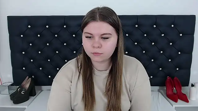 Snapshot of AbbyPleasure chatting on February 28, 1:14 pm AbbyPleasure online show from February 28, 1:14 pm