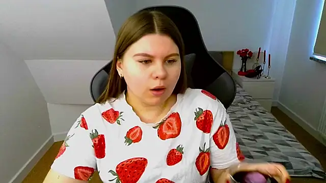 Snapshot of AbbyPleasure chatting on March 3, 9:59 am AbbyPleasure online show from March 3, 9:59 am