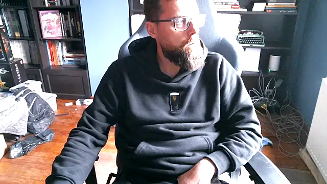 MeSteff online show from October 25, 2:13 pm