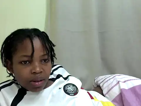 queen-sasha online show from March 28, 5:18 am