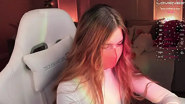 Snapshot of Frau_Lina chatting on December 8, 5:22 pm Frau Lina online show from December 8, 5:22 pm