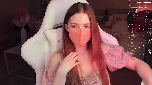 Snapshot of Frau_Lina chatting on December 17, 5:36 pm Frau Lina online show from December 17, 5:36 pm