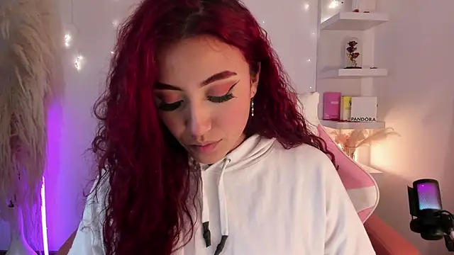 veronicaxx69 online show from April 27, 4:10 am