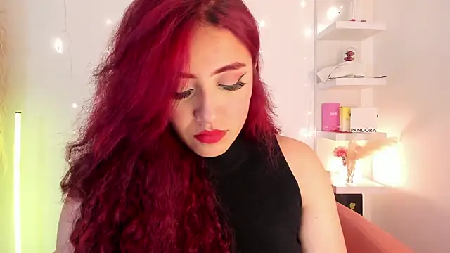 Snapshot of veronicaxx69 chatting on June 11, 3:37 am veronicaxx69 online show from June 11, 3:37 am