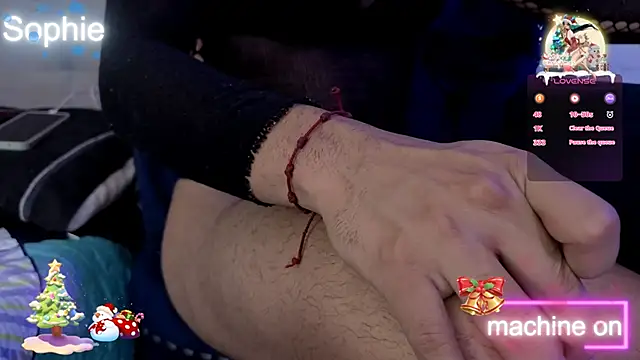 Sophiehuntress online show from December 3, 7:05 am