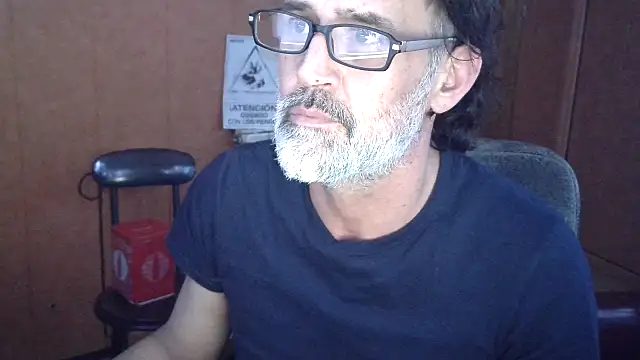 Lia Y PatrickX online show from April 6, 12:08 am