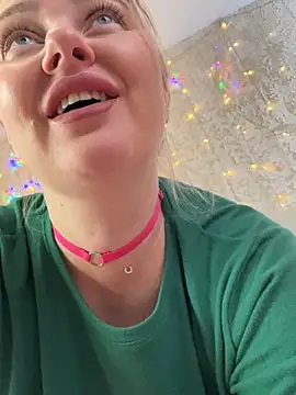 LadyLolyPop  online show from December 10, 8:08 am