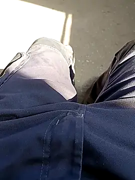 Snapshot of vadszex31 chatting on March 19, 9:38 am vadszex31 online show from March 19, 9:38 am