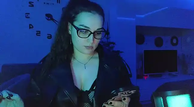 Snapshot of me_lissa_sun13 chatting on December 26, 4:43 am me lissa sun13 online show from December 26, 4:43 am