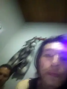 Snapshot of camilo28casas chatting on May 28, 4:32 am camilo28casas online show from May 28, 4:32 am