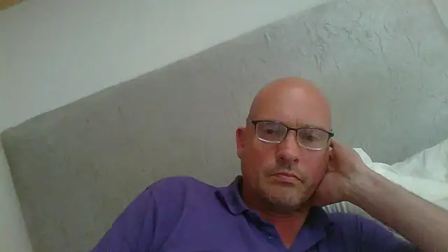 Snapshot of mrtickle0025 chatting on April 29, 3:05 pm mrtickle0025 online show from April 29, 3:05 pm