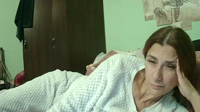 Snapshot of SexyGioconda chatting on October 21, 9:26 pm SexyGioconda online show from October 21, 9:26 pm