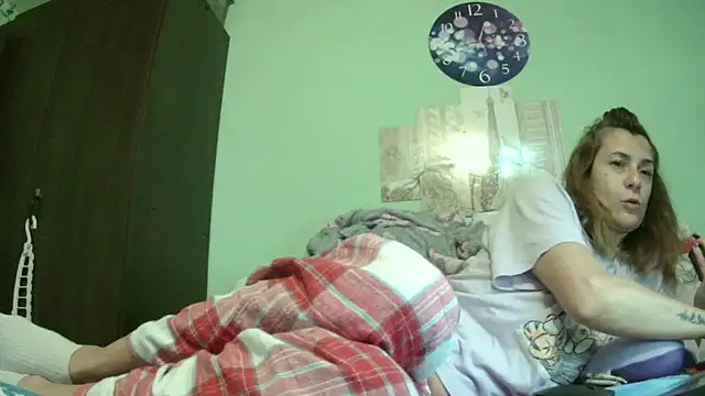 Snapshot of SexyGioconda chatting on April 30, 8:42 am SexyGioconda online show from April 30, 8:42 am