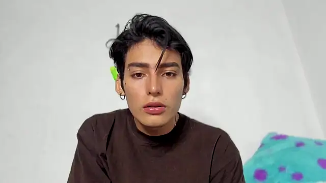 sebas rose online show from December 7, 10:50 pm