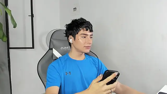 sebas rose online show from January 14, 2:23 pm