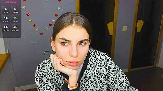 Snapshot of EmmyGreans chatting on February 26, 12:36 pm EmmyGreans online show from February 26, 12:36 pm