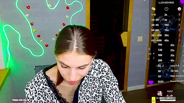 Snapshot of EmmyGreans chatting on February 26, 3:41 pm EmmyGreans online show from February 26, 3:41 pm