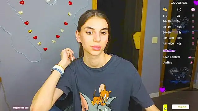 Snapshot of EmmyGreans chatting on February 27, 3:48 pm EmmyGreans online show from February 27, 3:48 pm