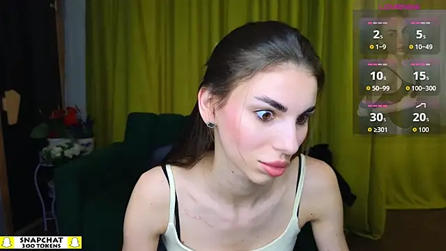 EmmyGreans online show from April 3, 11:41 am